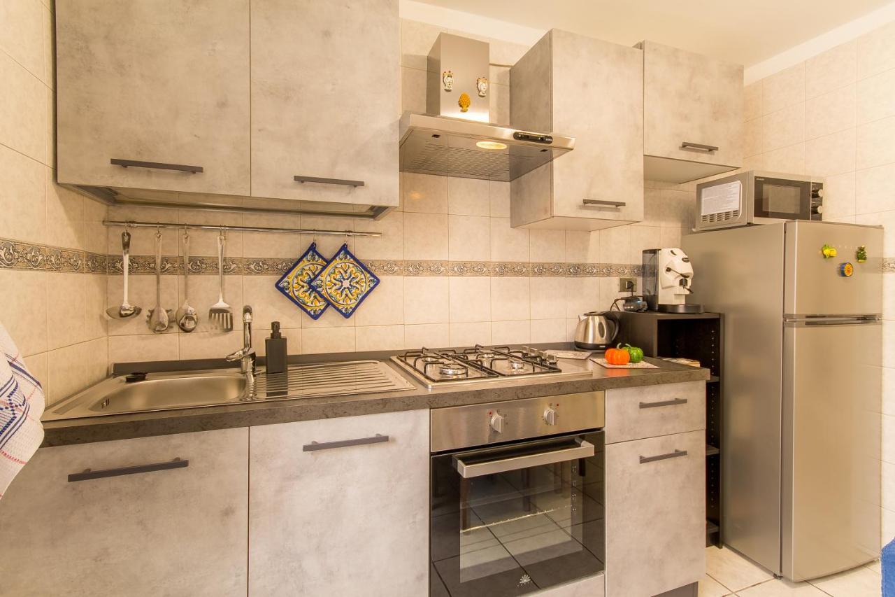 Sicula Home Few Minutes To Sea - Happy Rentals Catania-Fontanarossai nemzetközi repülőtér Kültér fotó